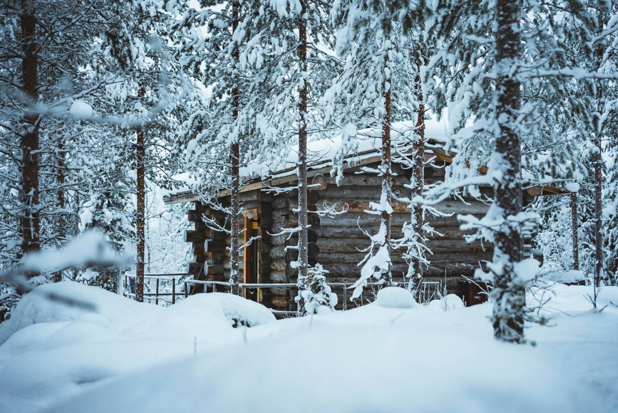 Cozy Log Cabin By Invisible Forest Lodge Рованиеми Экстерьер фото